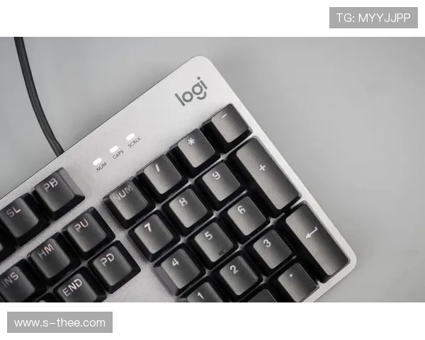 涓栦勘鏉劍鐐癸細姊呰タ C 缃楅琛旇繘鐞冪儹闂紝鎷滀粊鏈彶鍗＄伀鍔涘叏寮€